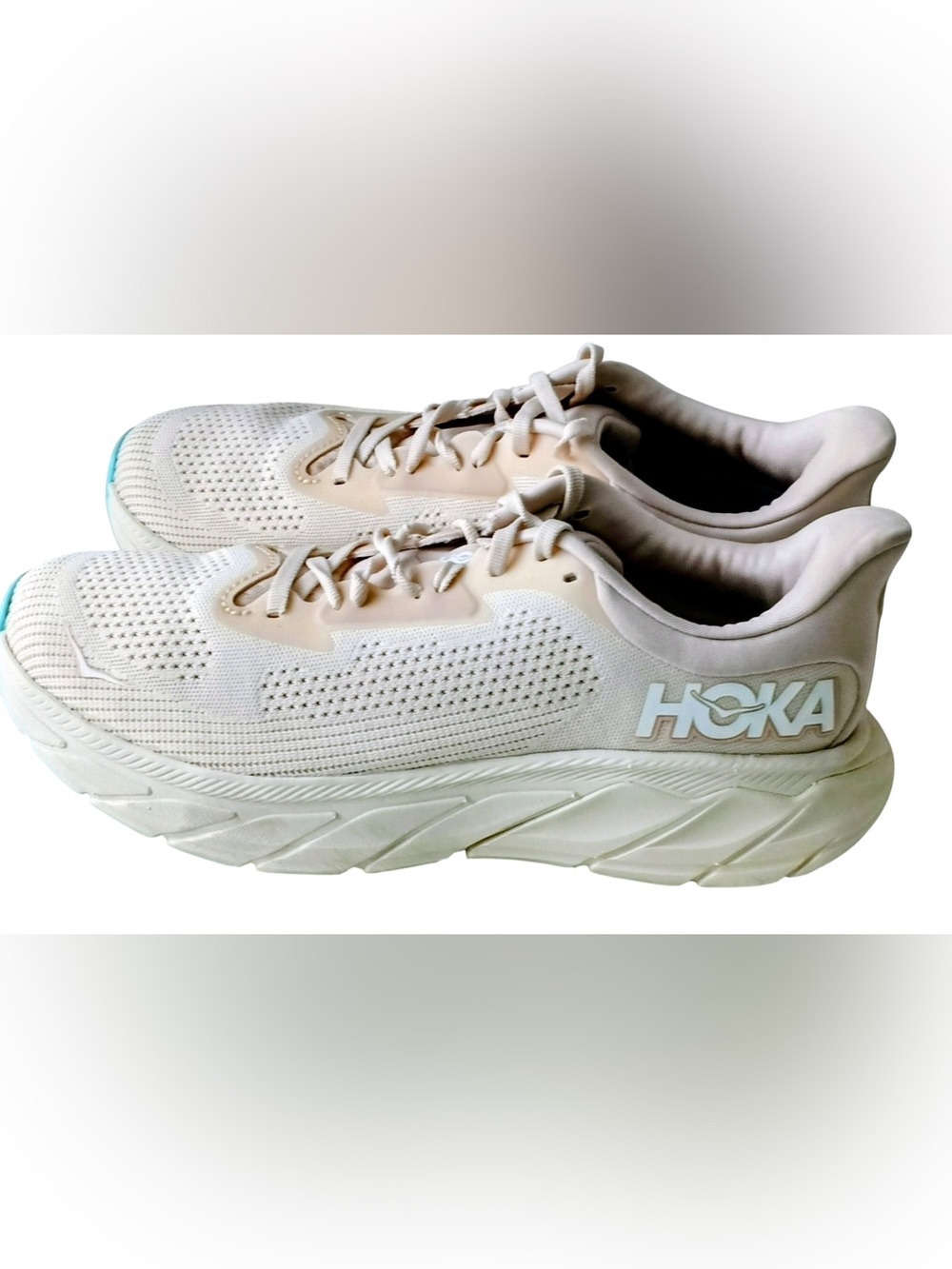 HOKA Arahi 7 Women's Size 9.5 Athletic Shoes in Light Pink!